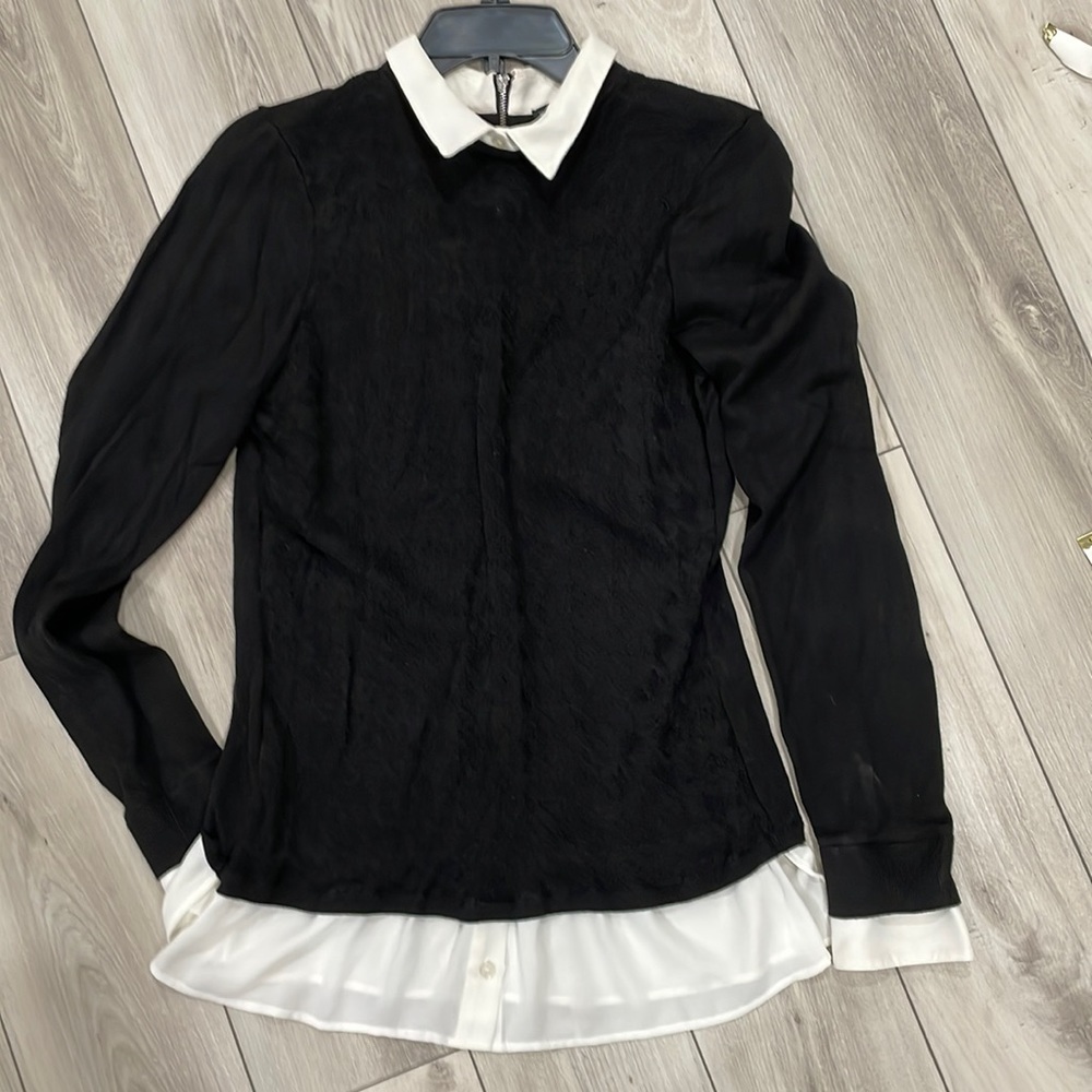 WHBM knit sweater with creme collar, cuffs, and bottom extension. Back zipper